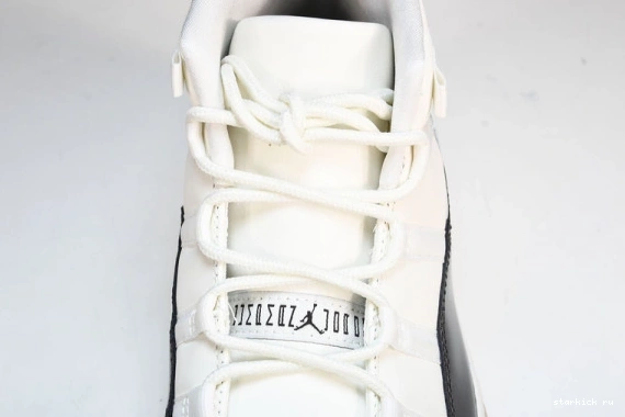 Neapolitan 11 AR0715-101 AR0715-101   Retro Jordan 0911